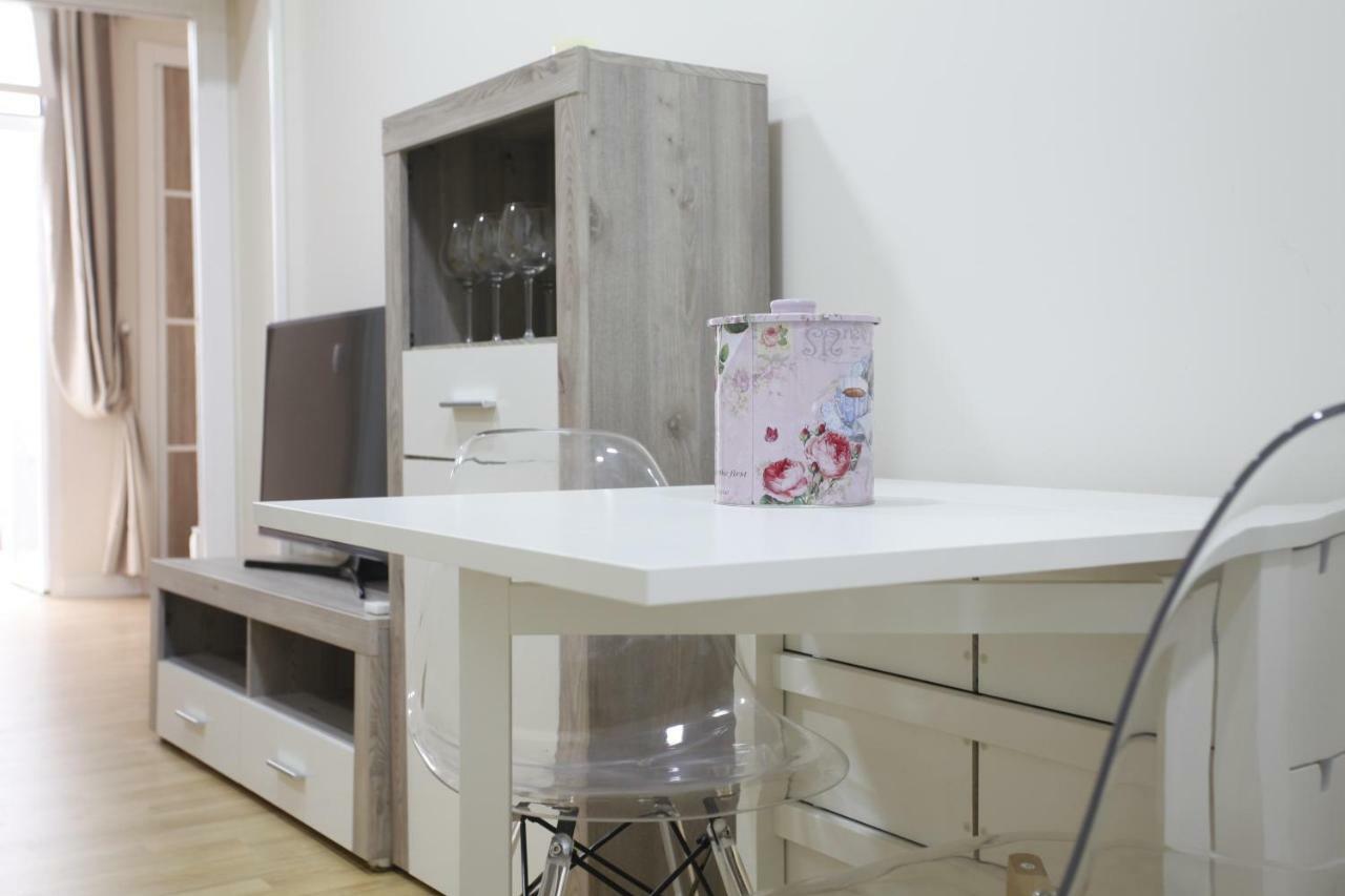 Aplus Apartamentos, Old Town Benidorm Luaran gambar
